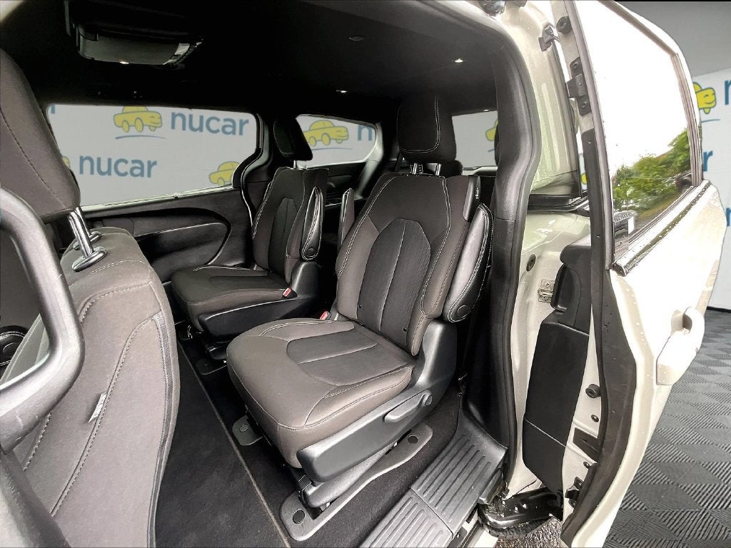 2021 Chrysler Pacifica Hybrid Touring