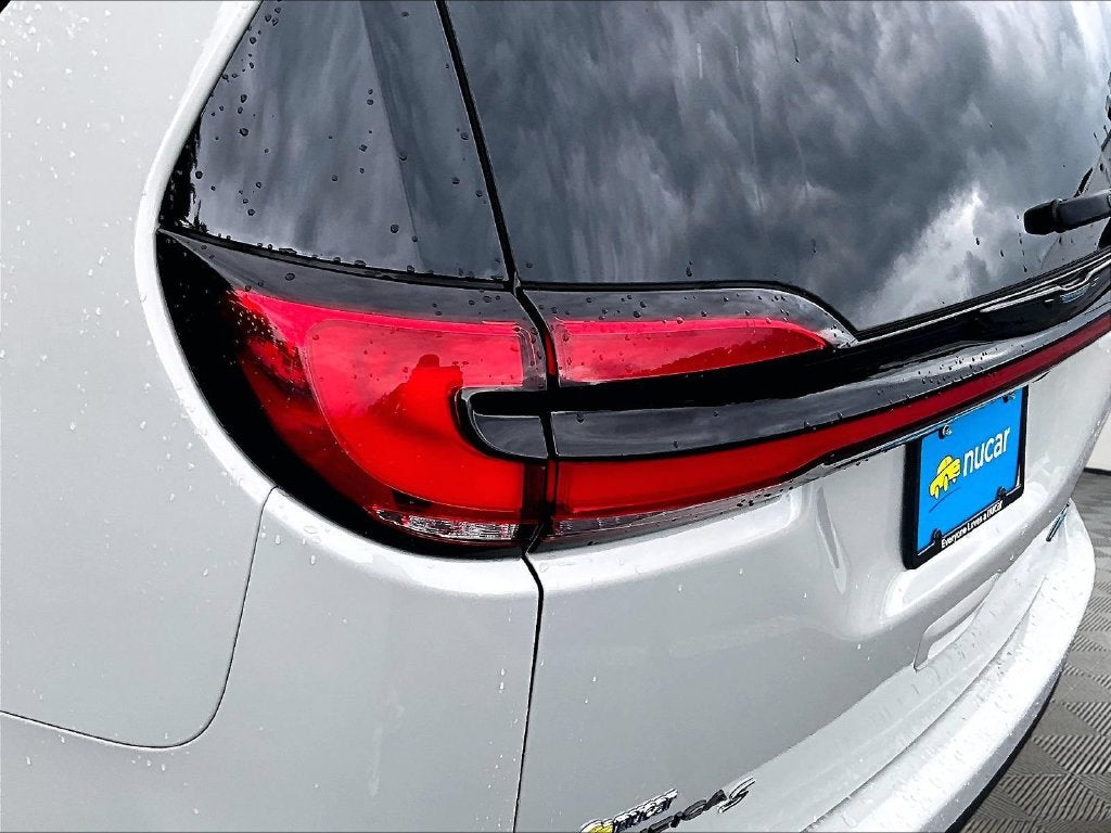 2021 Chrysler Pacifica Hybrid Touring