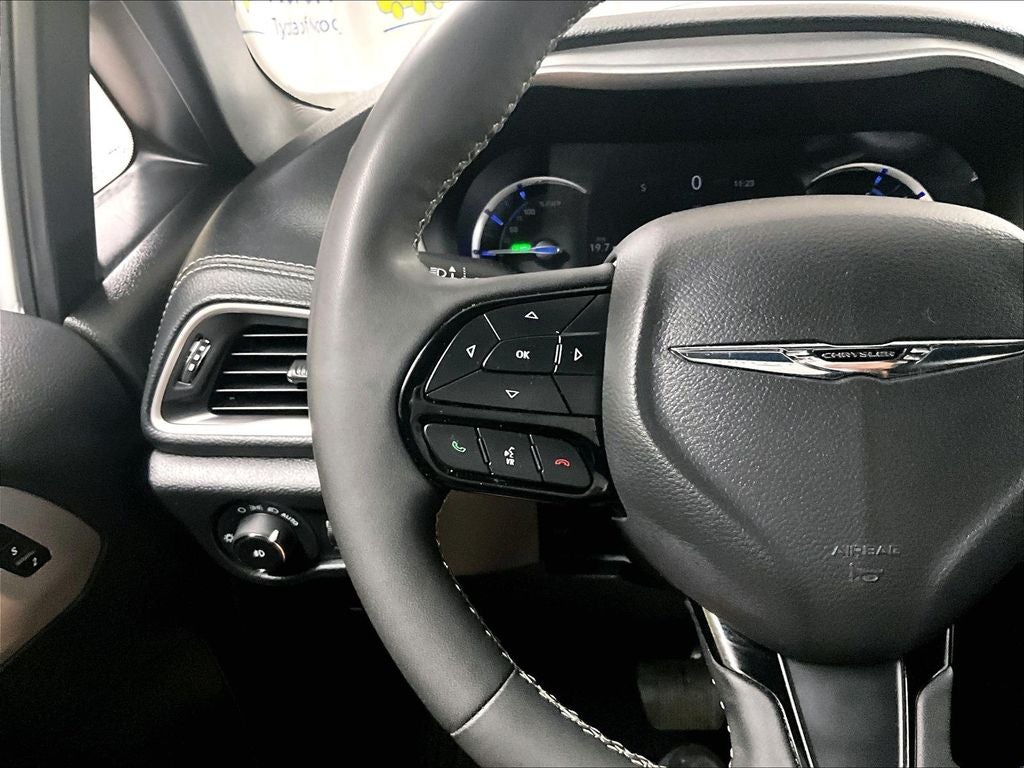 2024 Chrysler Pacifica Hybrid Select S Appearance