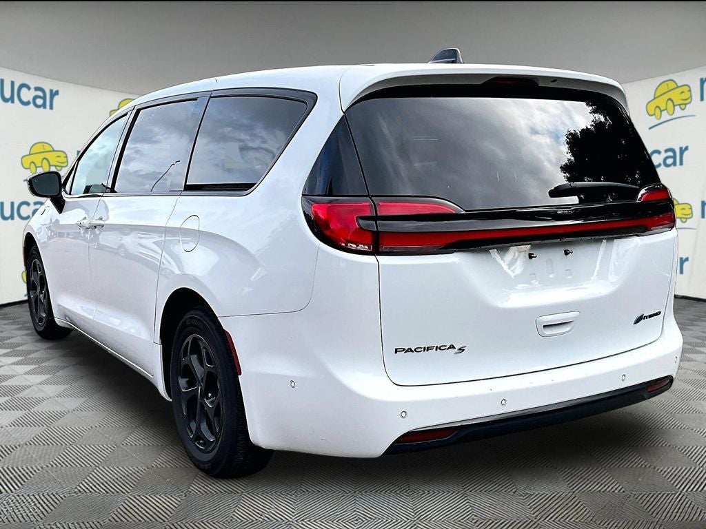 2024 Chrysler Pacifica Hybrid Select S Appearance