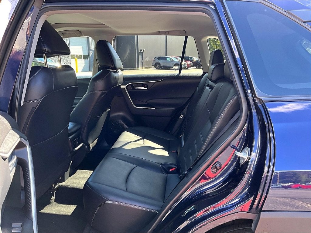 2022 Toyota RAV4 XLE Premium