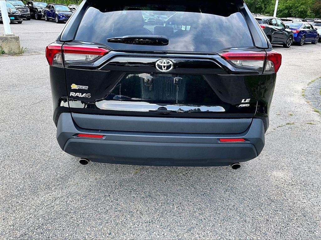 2023 Toyota RAV4 LE