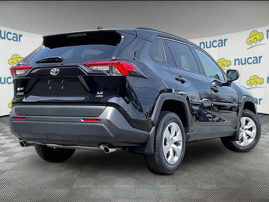 2021 Toyota RAV4 LE