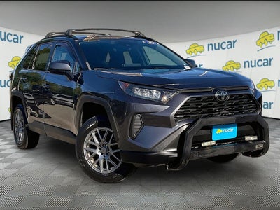 2020 Toyota RAV4 LE