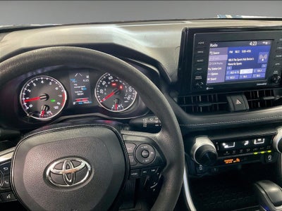 2020 Toyota RAV4 LE