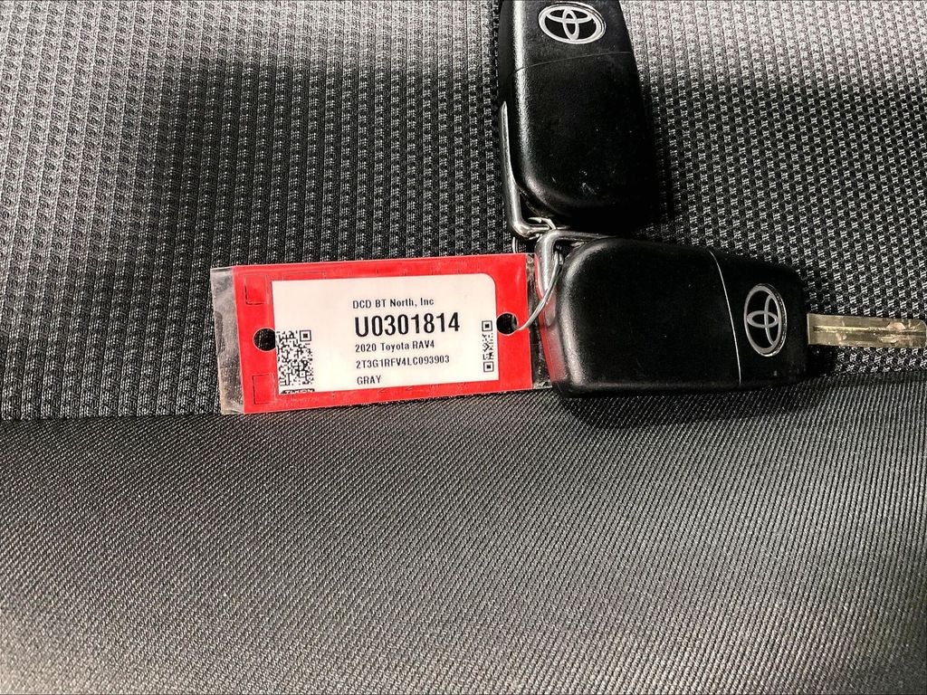 2020 Toyota RAV4 LE