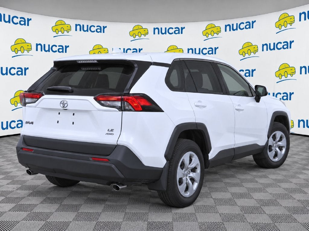 2025 Toyota RAV4 LE