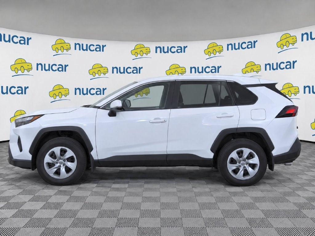 2025 Toyota RAV4 LE