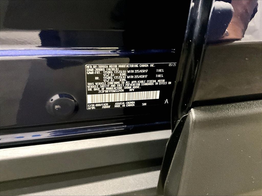 2025 Toyota RAV4 XLE