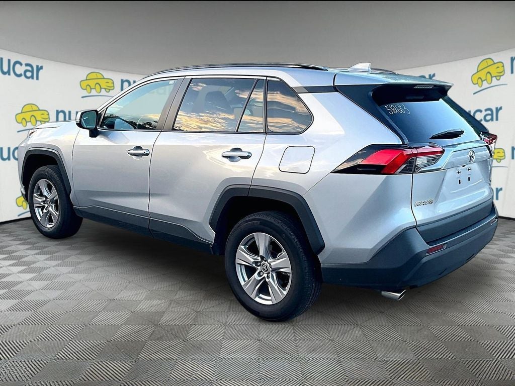 2025 Toyota RAV4 XLE