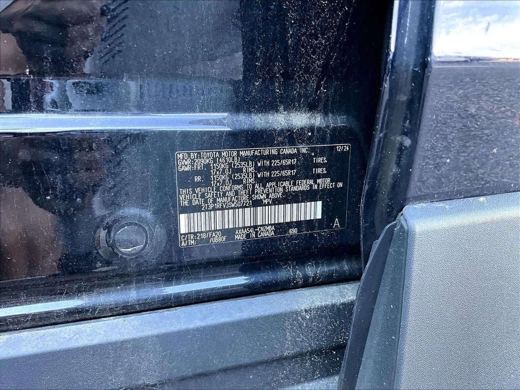 2025 Toyota RAV4 XLE