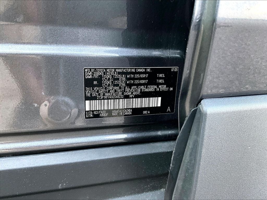 2025 Toyota RAV4 XLE