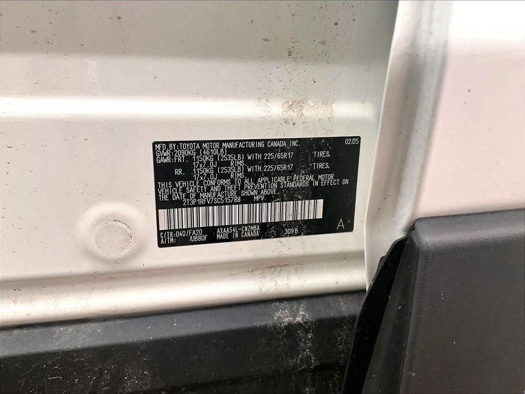 2025 Toyota RAV4 XLE