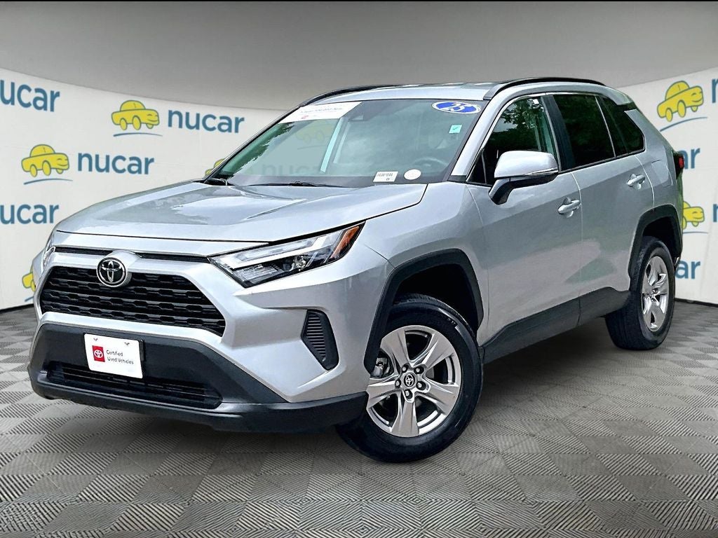 2025 Toyota RAV4 XLE