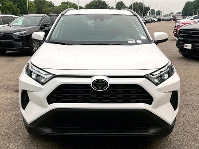 2025 Toyota RAV4 XLE