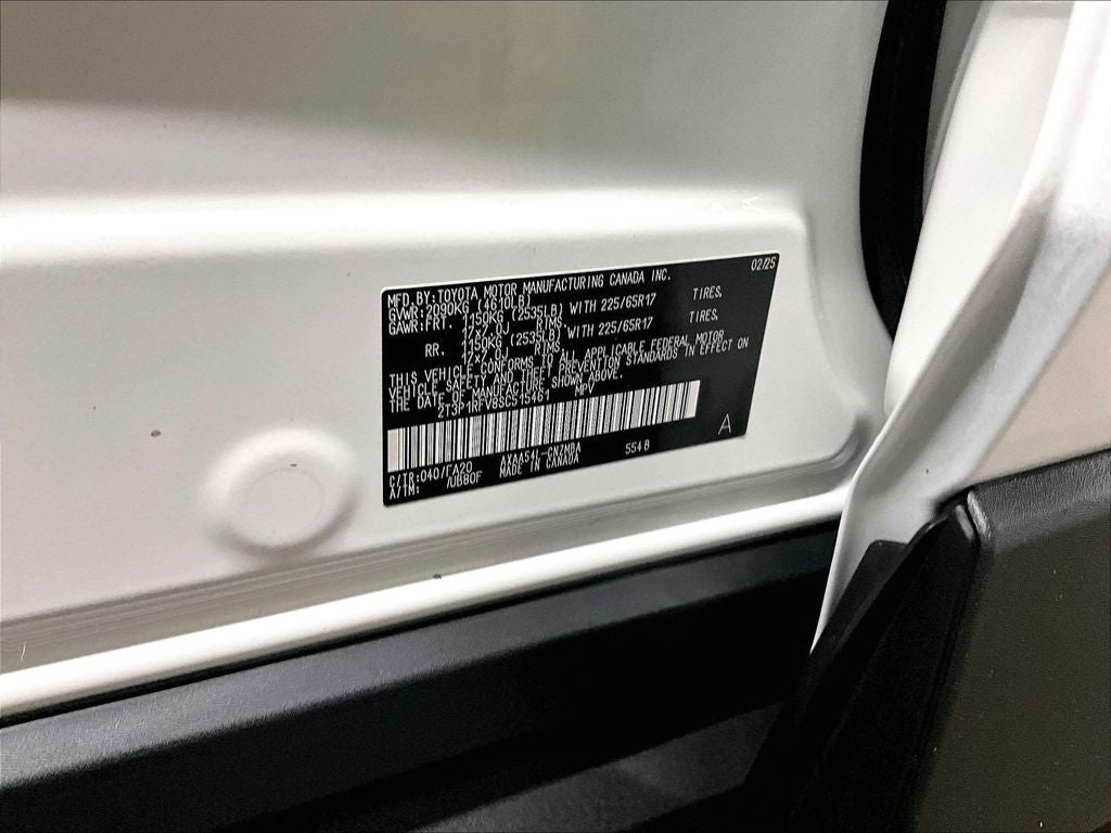 2025 Toyota RAV4 XLE