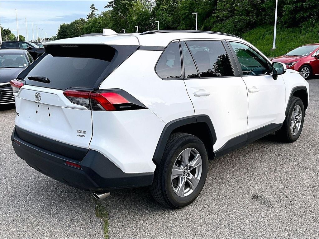2025 Toyota RAV4 XLE