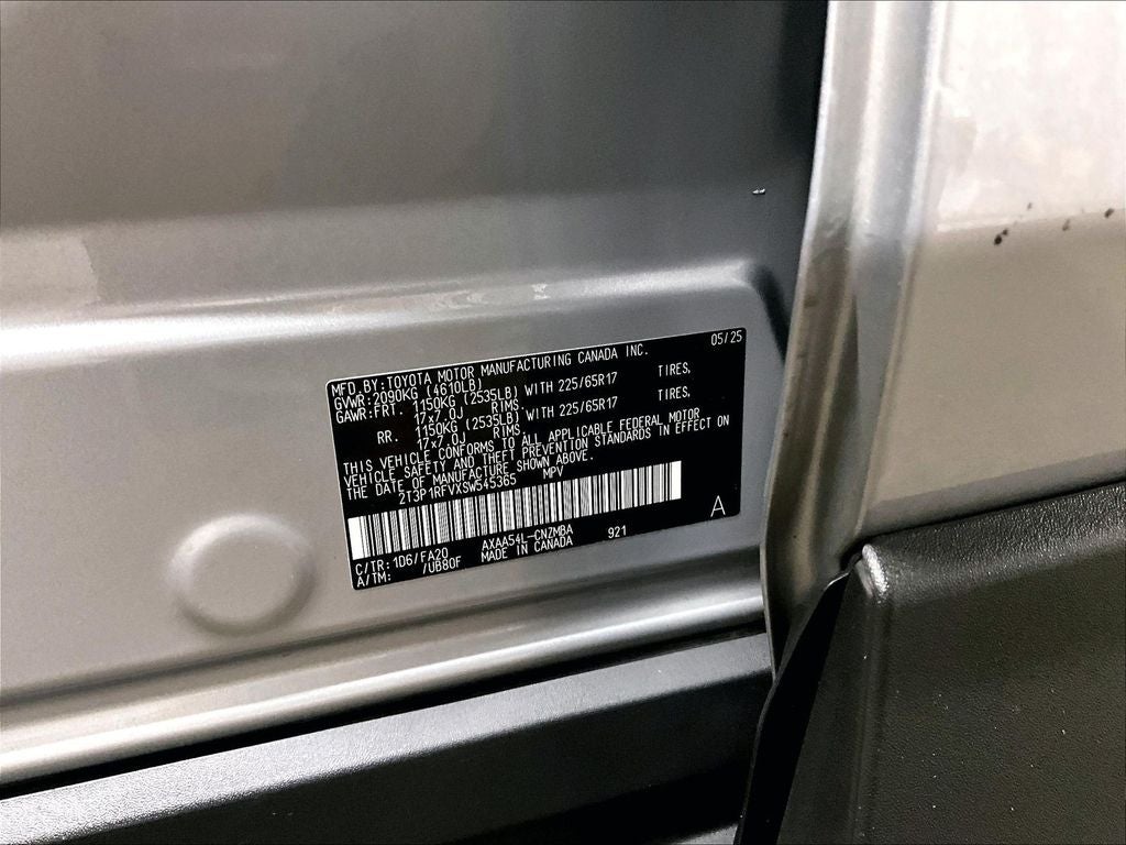 2025 Toyota RAV4 XLE