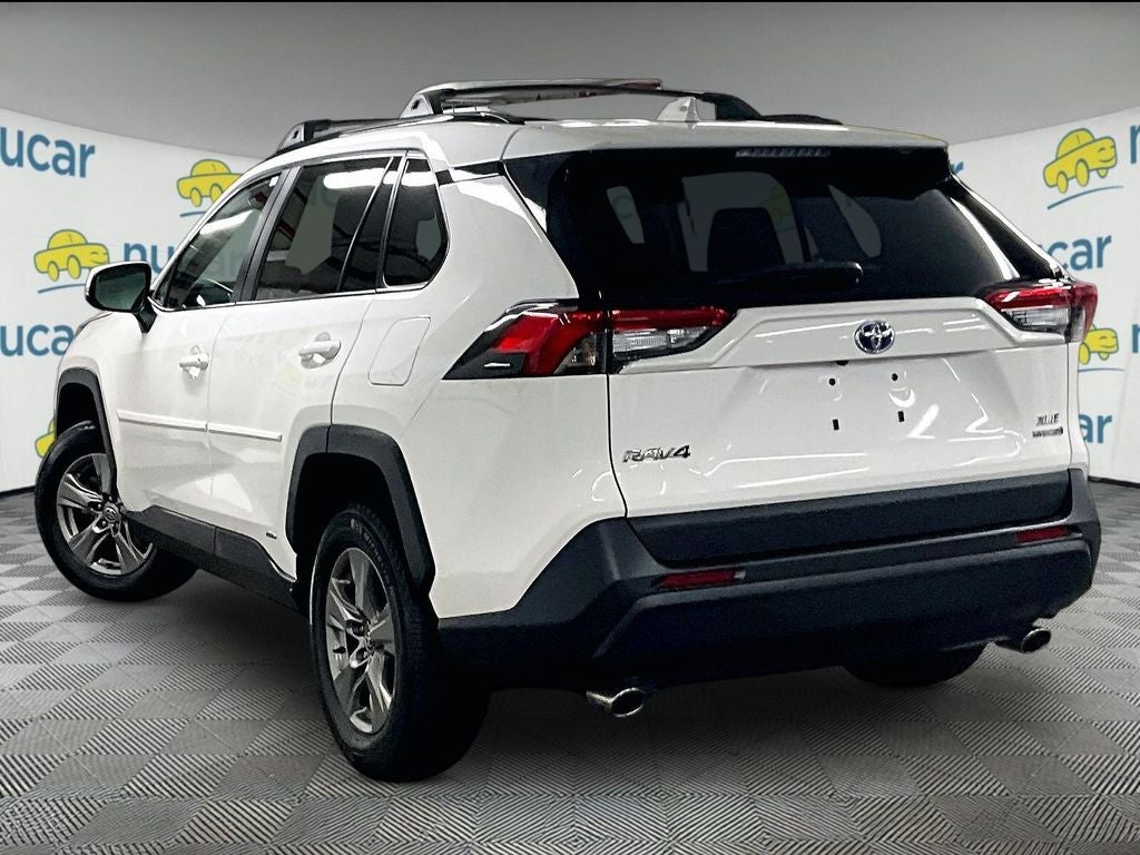 2024 Toyota RAV4 Hybrid XLE