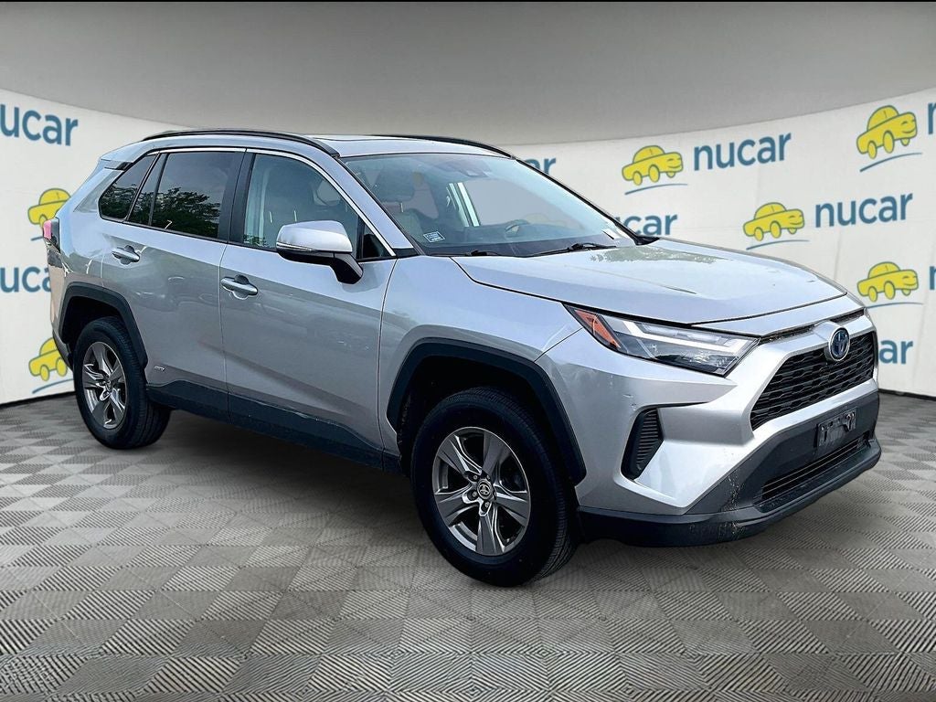 2022 Toyota RAV4 Hybrid XLE