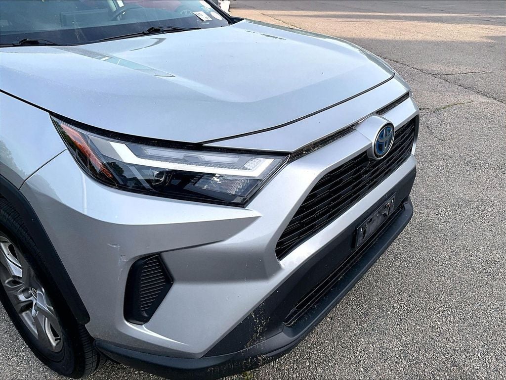 2022 Toyota RAV4 Hybrid XLE