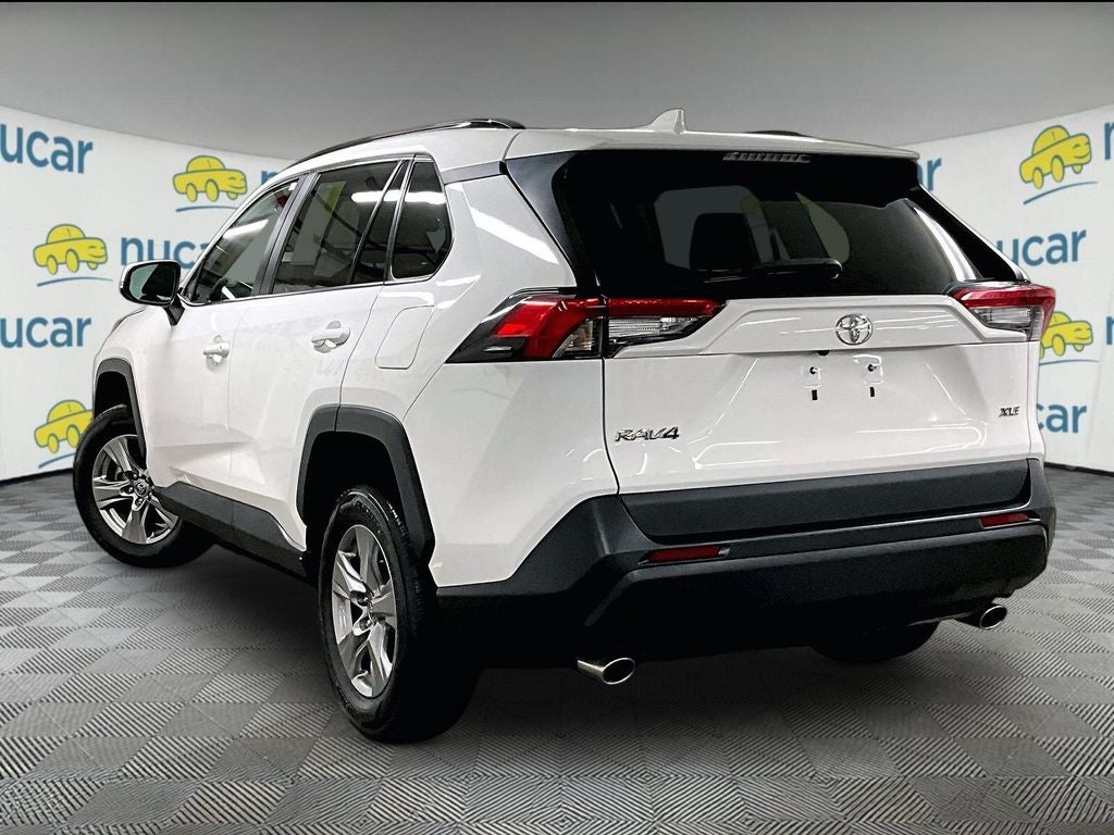 2024 Toyota RAV4 XLE