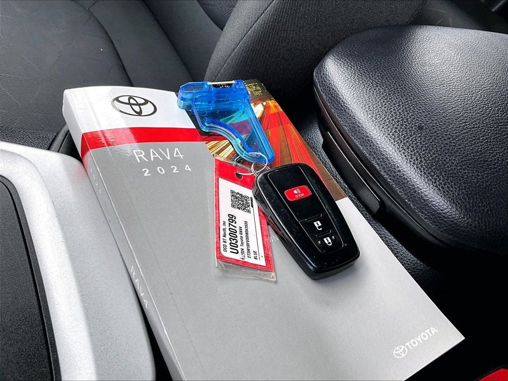 2024 Toyota RAV4 XLE