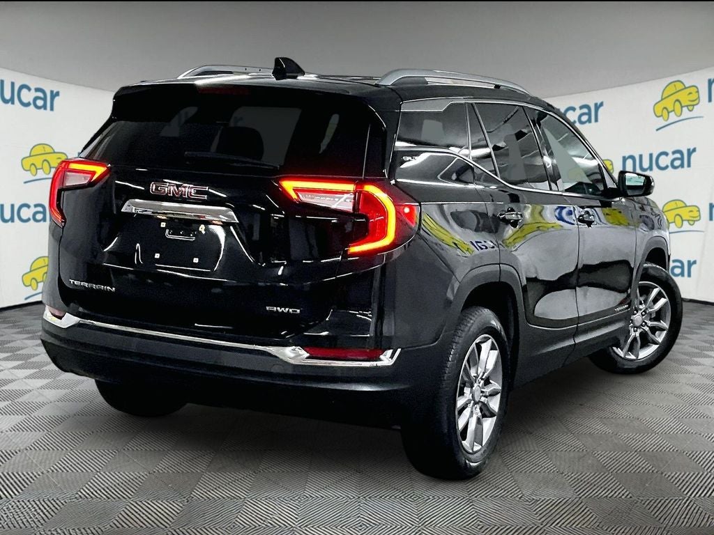 2024 GMC Terrain SLT