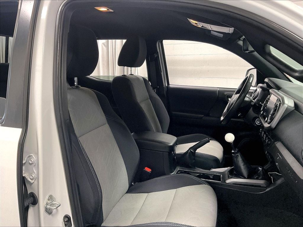 2022 Toyota Tacoma TRD Sport V6