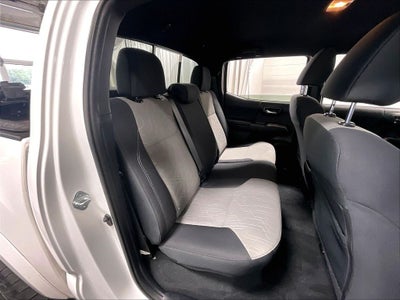 2022 Toyota Tacoma TRD Sport V6