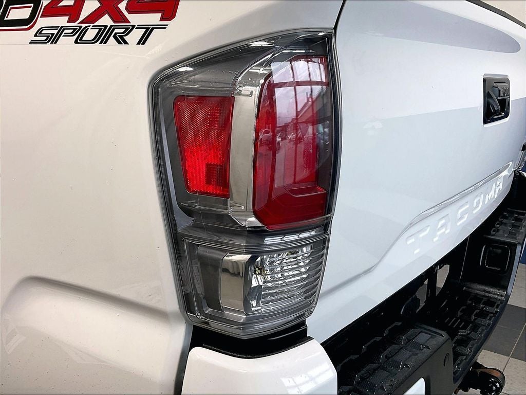 2022 Toyota Tacoma TRD Sport V6