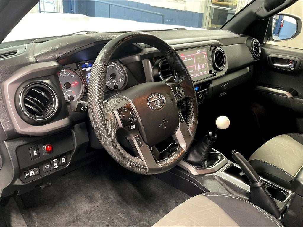 2022 Toyota Tacoma TRD Sport V6