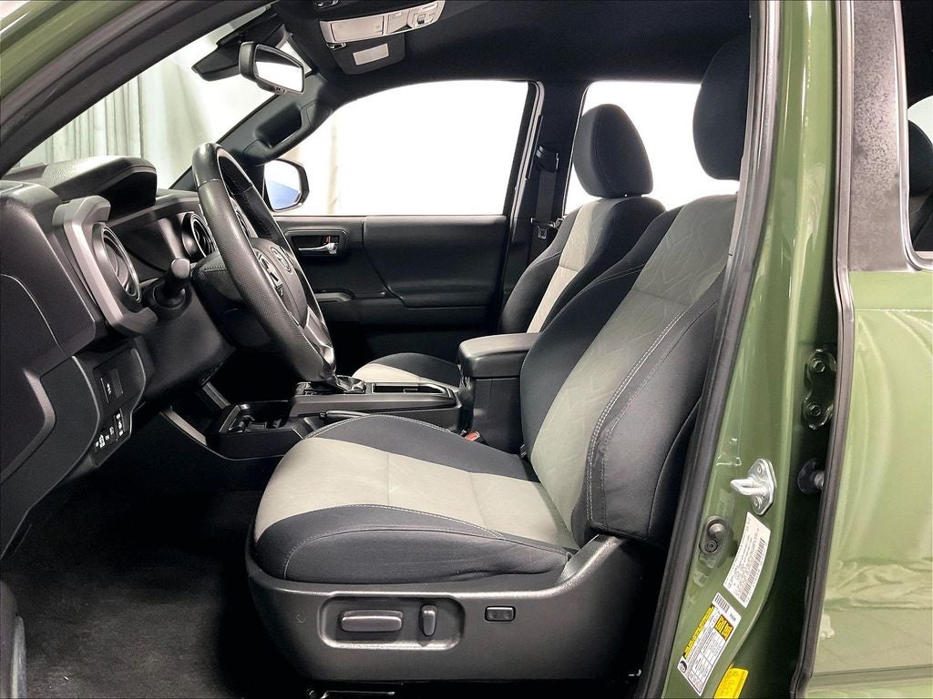 2022 Toyota Tacoma TRD Sport V6