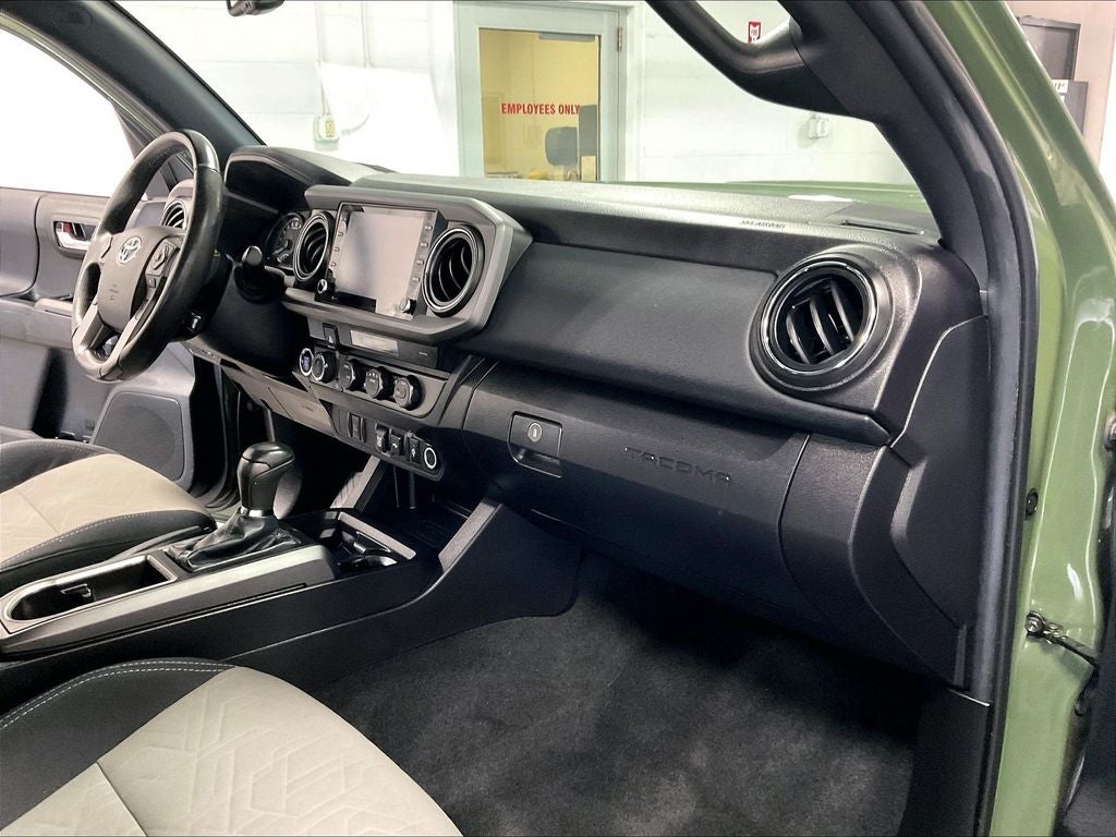 2022 Toyota Tacoma TRD Sport V6