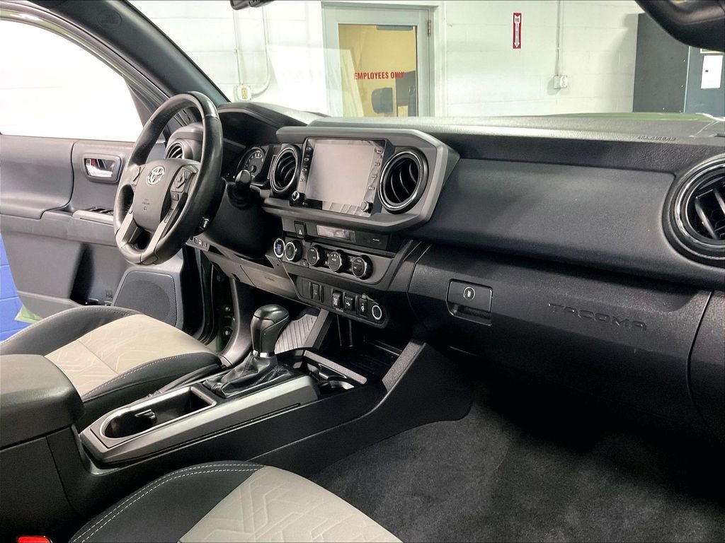 2022 Toyota Tacoma TRD Sport V6
