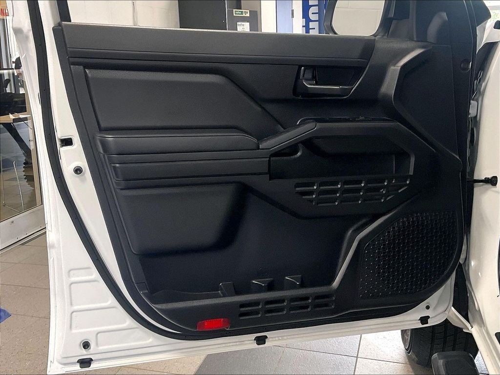 2025 Toyota Tacoma SR