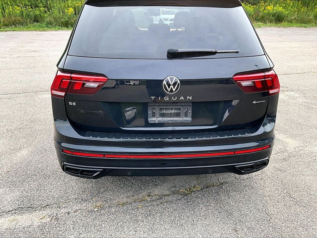 2024 Volkswagen Tiguan 2.0T SE R-Line Black