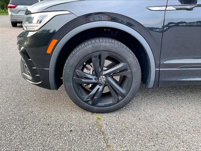 2024 Volkswagen Tiguan 2.0T SE R-Line Black