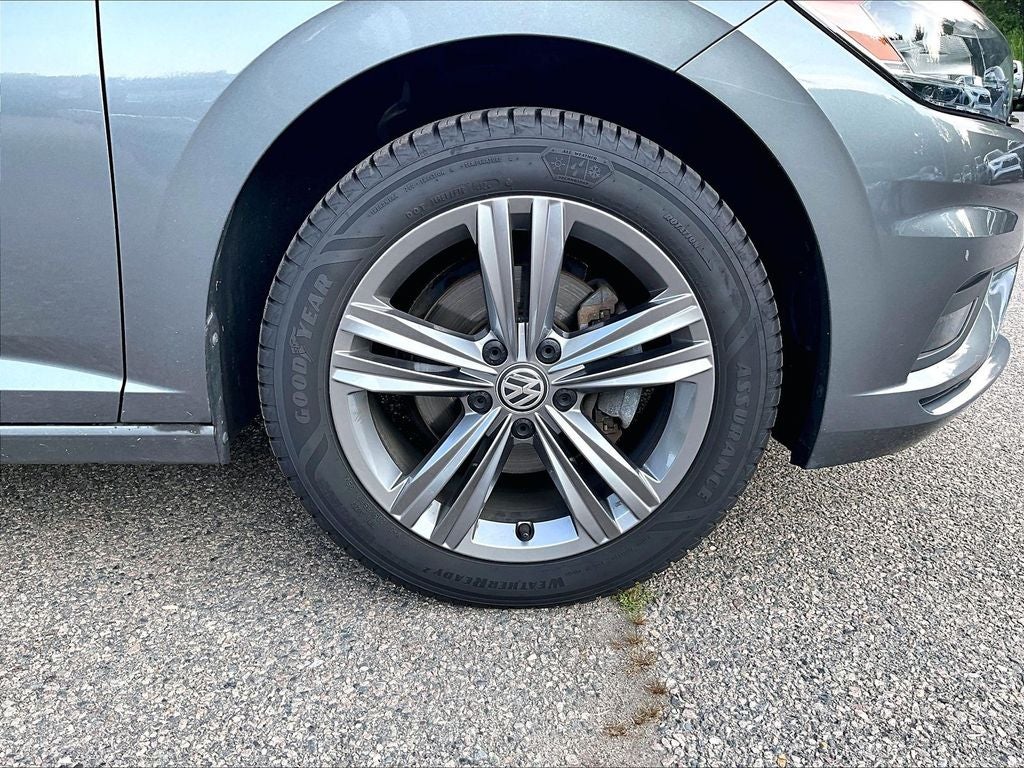 2019 Volkswagen Jetta R-Line