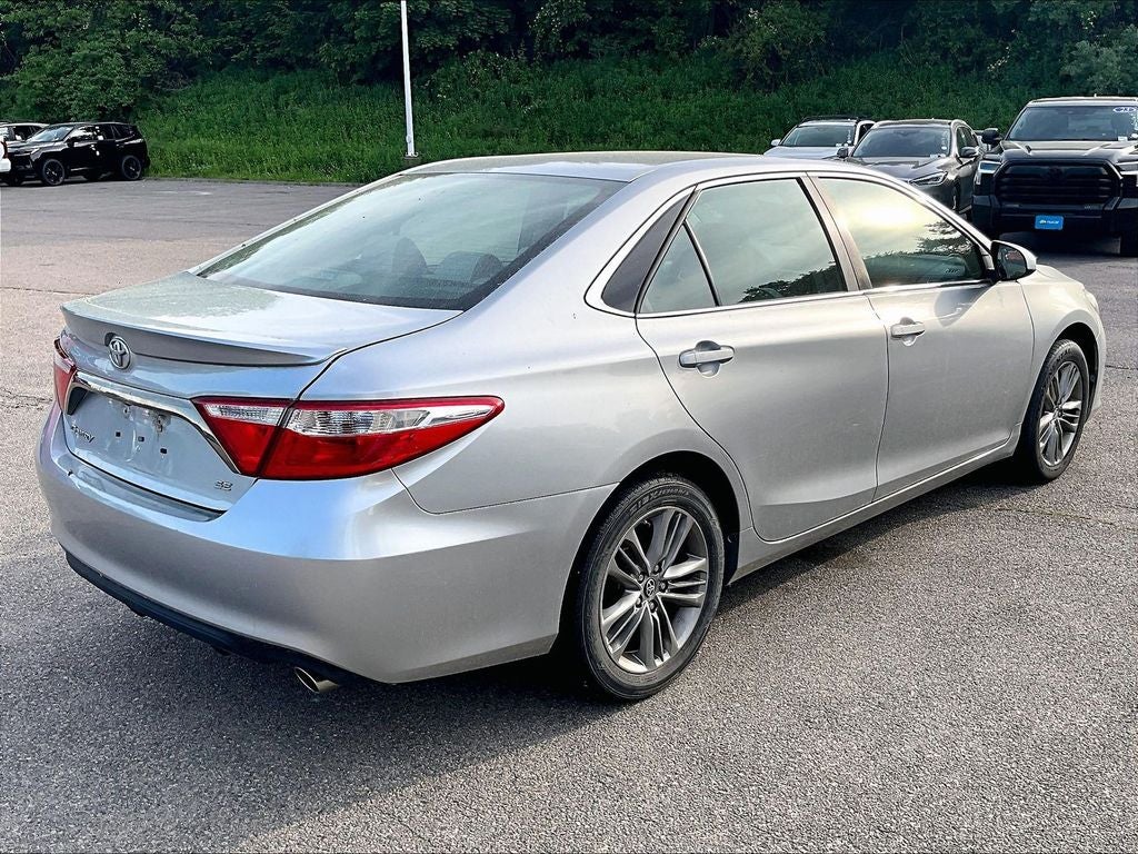 2017 Toyota Camry SE