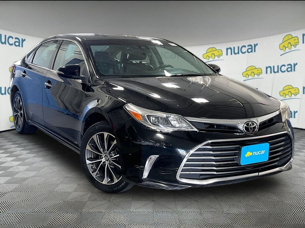 2018 Toyota Avalon XLE