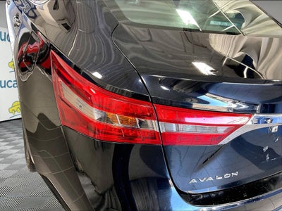 2018 Toyota Avalon XLE