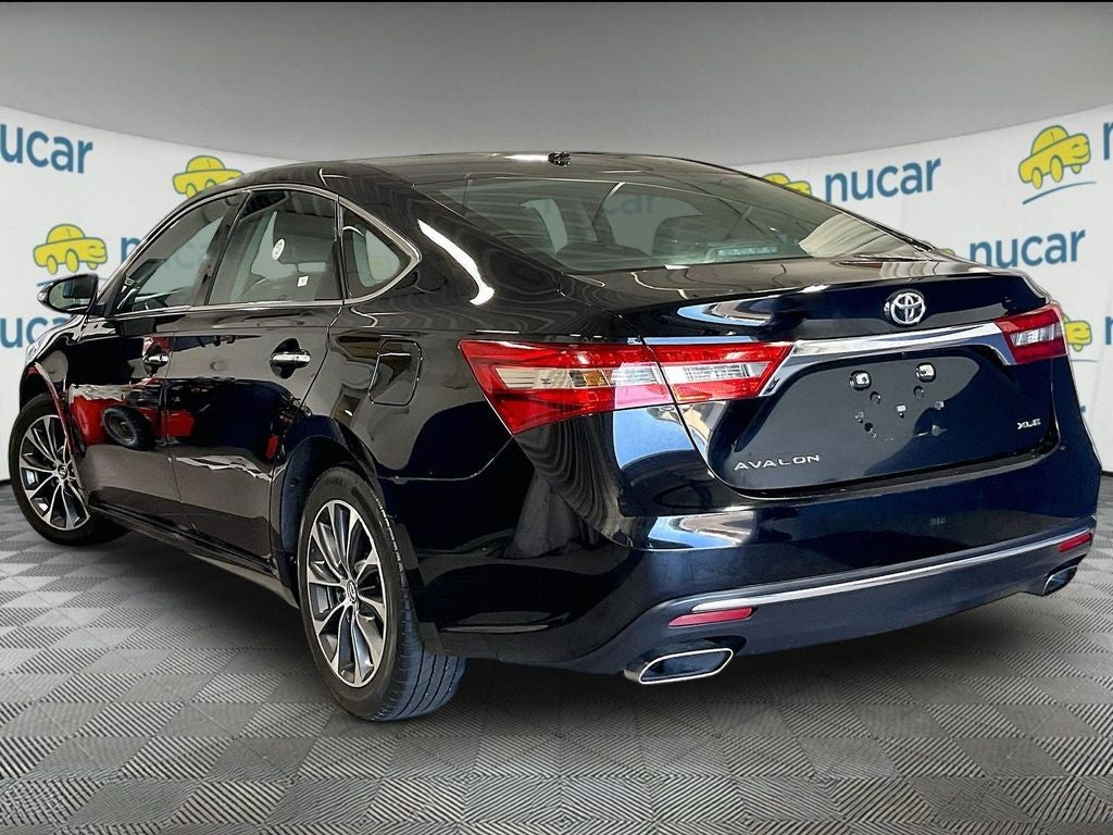 2018 Toyota Avalon XLE