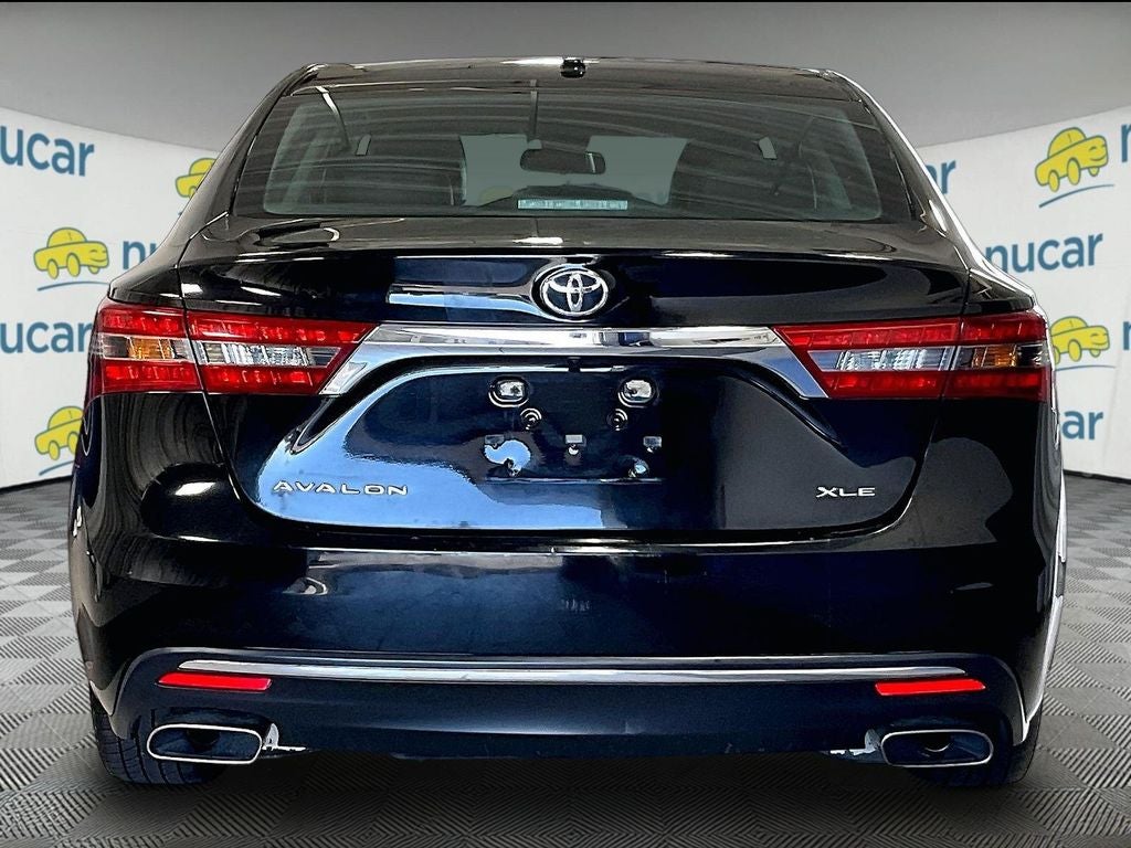 2018 Toyota Avalon XLE