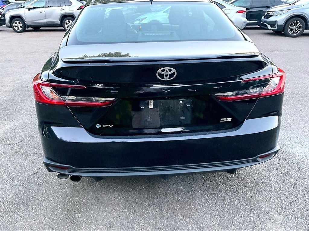 2025 Toyota Camry SE