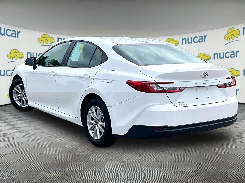 2025 Toyota Camry SE