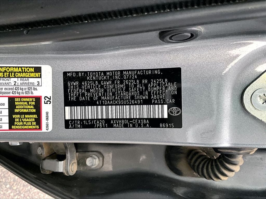 2025 Toyota Camry SE