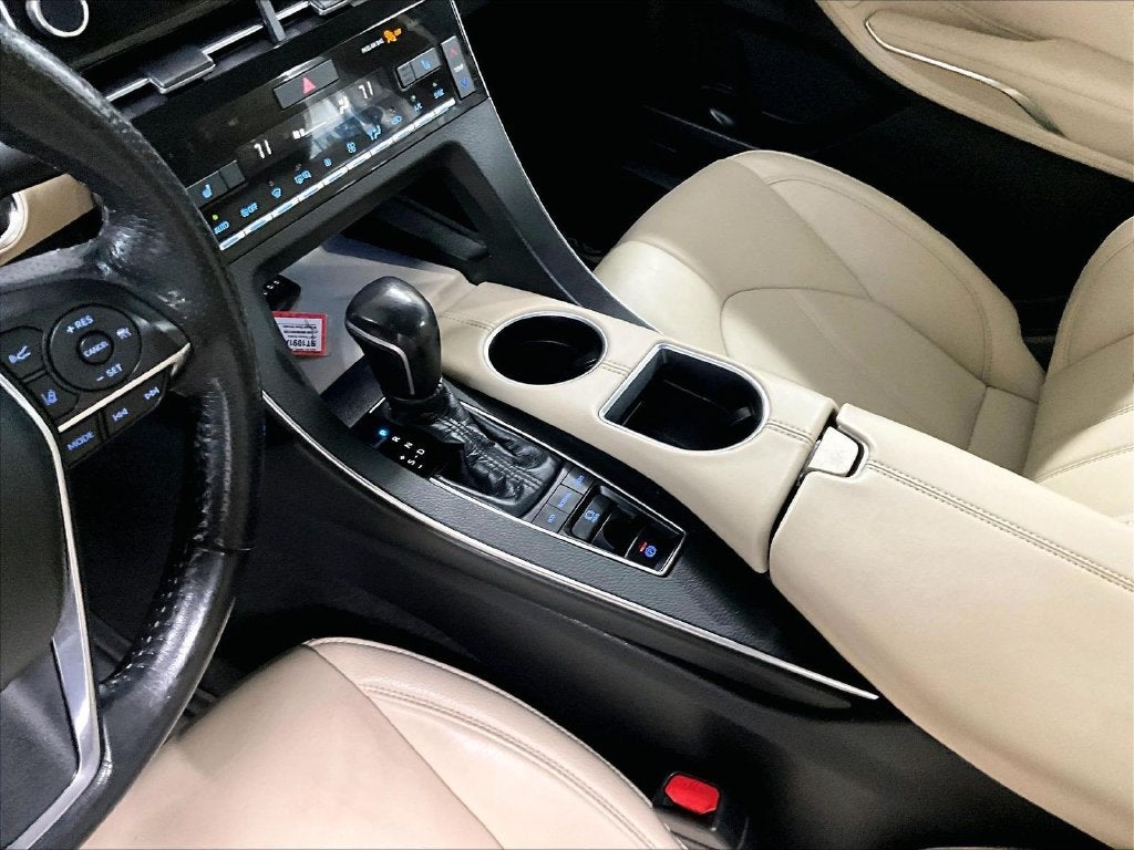 2021 Toyota Avalon XLE