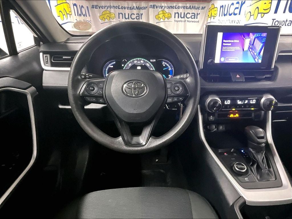 2025 Toyota RAV4 Hybrid LE