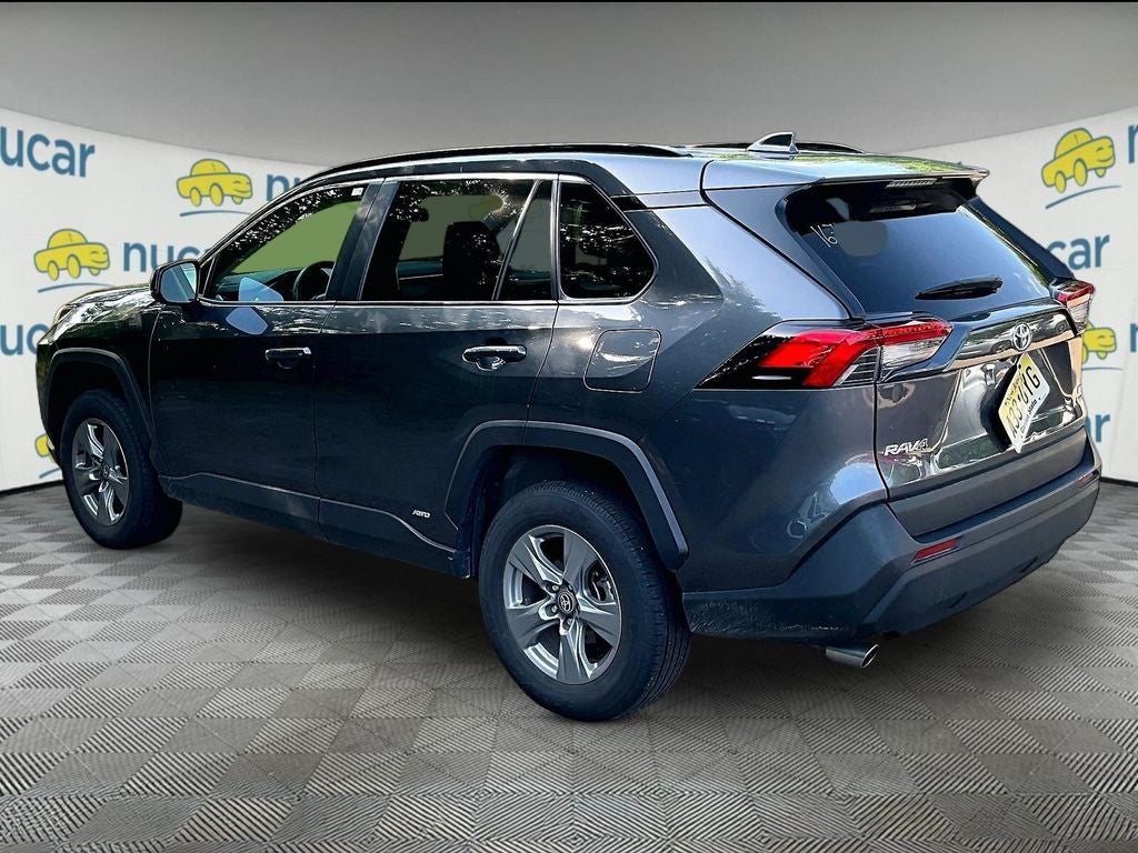 2025 Toyota RAV4 Hybrid LE